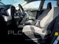 2017 Toyota RAV4 photo