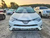 2017 Toyota RAV4 фото