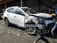 2017 Toyota RAV4 фото
