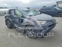 2017 Toyota RAV4 photo