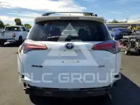 2017 Toyota RAV4 фото