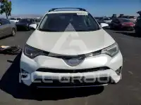 2017 Toyota RAV4 фото