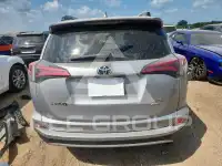 2017 Toyota RAV4 фото