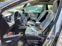 2017 Toyota RAV4 фото