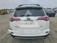 2017 Toyota RAV4 photo