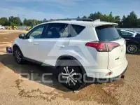 2017 Toyota RAV4 фото