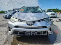 2017 Toyota RAV4 фото