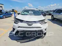 2017 Toyota RAV4 фото