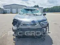 2017 Toyota RAV4 фото