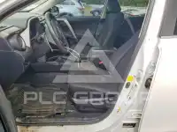 2017 Toyota RAV4 фото