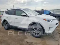 2017 Toyota RAV4 фото