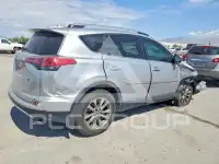 2017 Toyota RAV4 фото