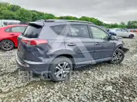 2017 Toyota RAV4 фото