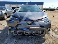 2017 Toyota RAV4 фото