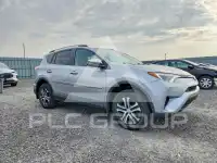 2017 Toyota RAV4 фото
