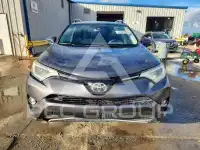 2017 Toyota RAV4 фото