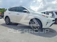 2017 Toyota RAV4 фото