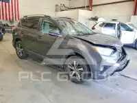 2017 Toyota RAV4 фото