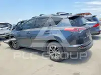 2017 Toyota RAV4 photo