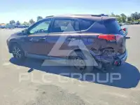 2017 Toyota RAV4 фото