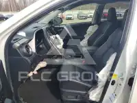2017 Toyota RAV4 фото