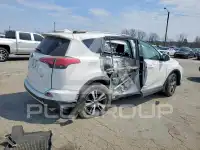 2017 Toyota RAV4 photo