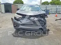 2017 Toyota RAV4 фото