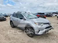 2017 Toyota RAV4 фото