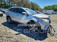 2017 Toyota RAV4 фото
