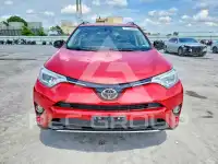 2017 Toyota RAV4 фото