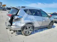 2017 Toyota RAV4 фото