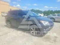 2017 Toyota RAV4 фото