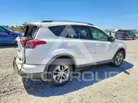 2017 Toyota RAV4 фото