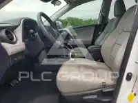 2017 Toyota RAV4 фото