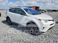 2017 Toyota RAV4 фото