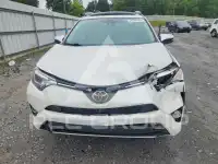 2017 Toyota RAV4 фото