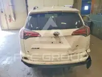 2017 Toyota RAV4 фото