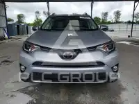 2017 Toyota RAV4 фото