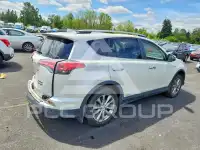2017 Toyota RAV4 фото