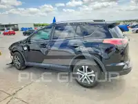 2017 Toyota RAV4 фото
