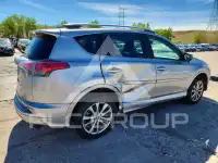 2017 Toyota RAV4 фото