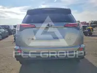2017 Toyota RAV4 photo