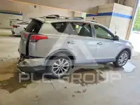 2017 Toyota RAV4 фото