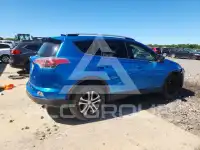 2017 Toyota RAV4 фото