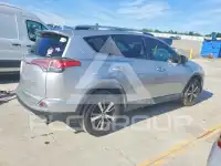 2017 Toyota RAV4 photo