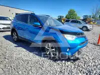 2017 Toyota RAV4 photo
