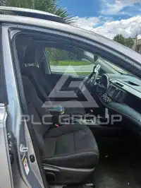 2017 Toyota RAV4 фото