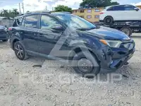 2017 Toyota RAV4 фото