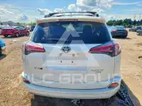 2017 Toyota RAV4 photo