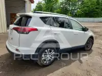 2017 Toyota RAV4 фото